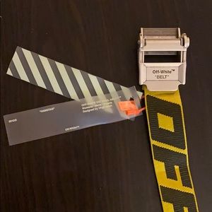 OFF WHITE “BELT”